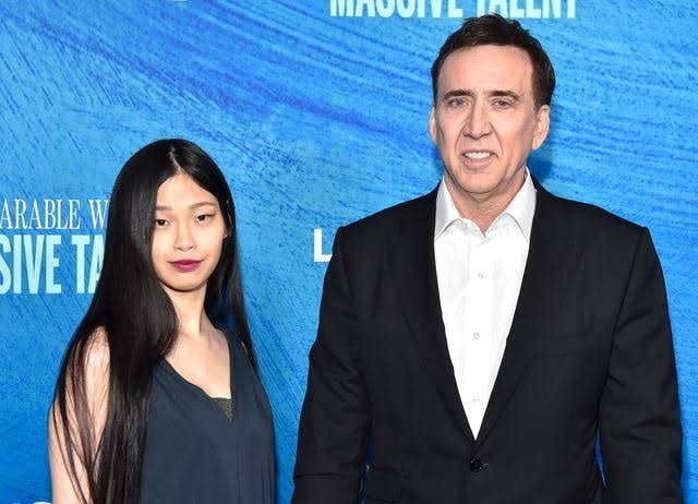 アマゾン創設者のベゾス氏が婚約 交際4年の元キャスターと