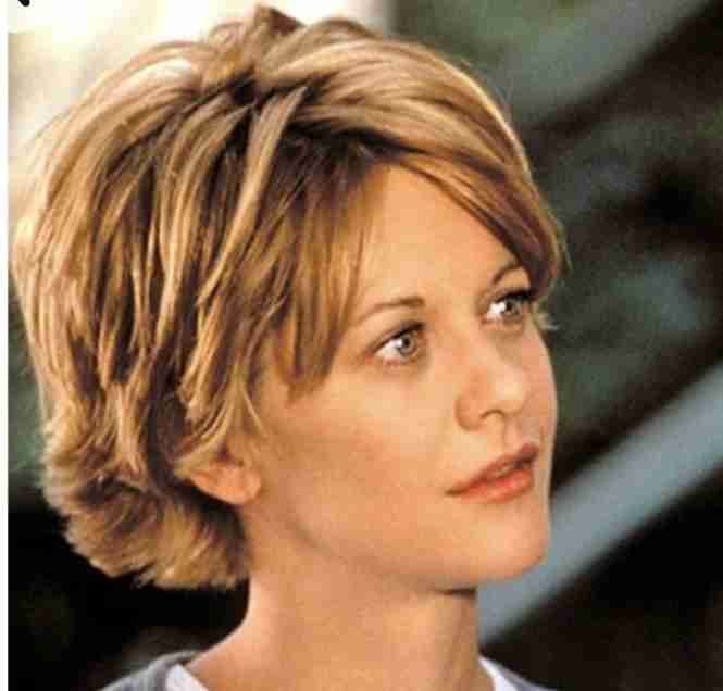 『恋人たちの予感』メグ・ライアンが久々に公の場に！すぐさまネットで注目を浴びる「顔に何をした？」「本当にメグ・ライアン？」