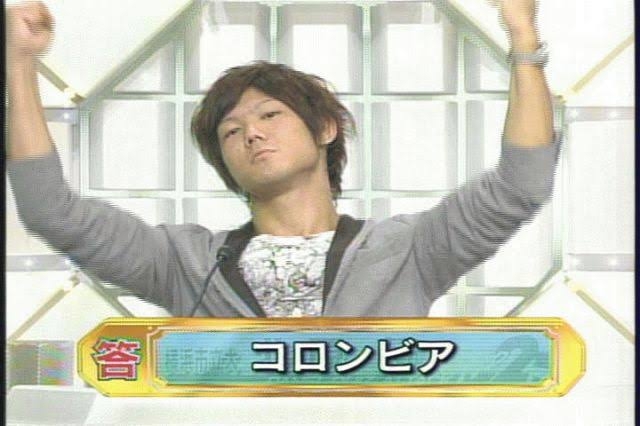 バンザイ寝の人