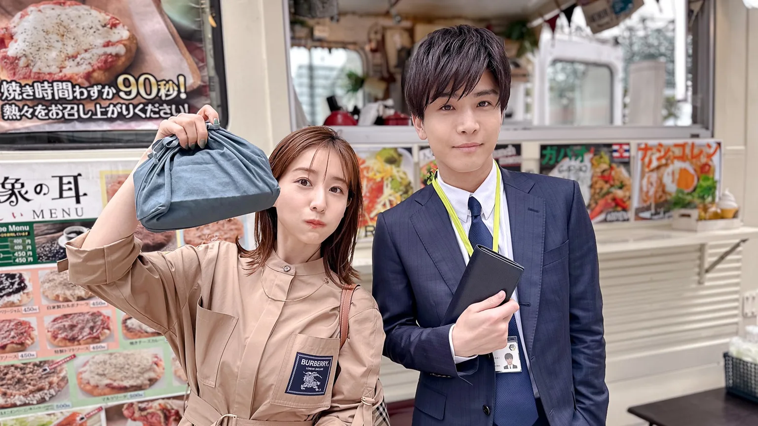 大勢のスタッフに囲まれ、雰囲気はもはや大女優…？田中みな実が「天王洲アイル」に現れた