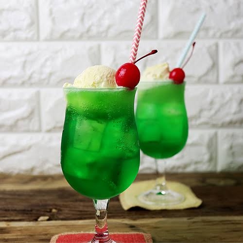 子供の頃、喫茶店・カフェで何飲んでましたか？