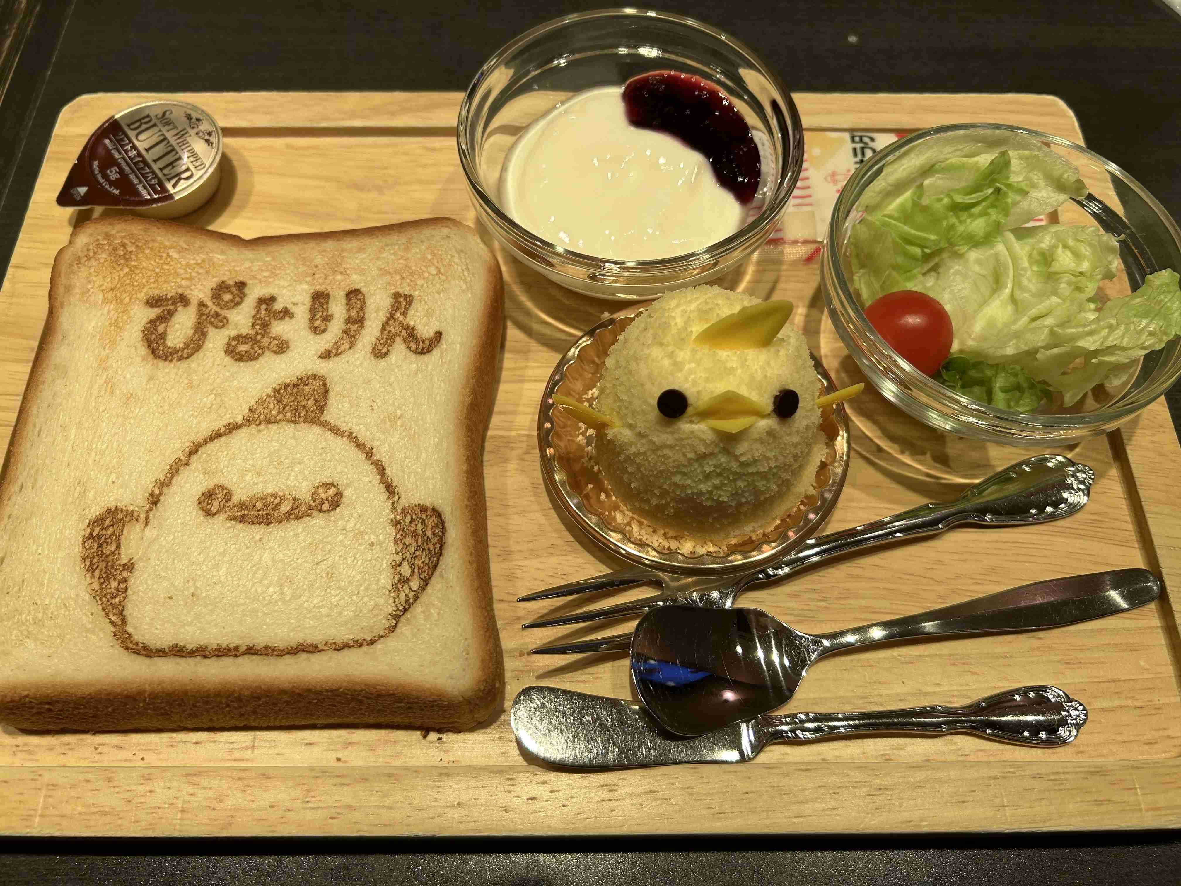 名古屋の〝かよわい〟スイーツ「ぴよりん」大阪で限定販売したら争奪戦に 崩れやすさ逆手、持ち運びチャレンジがSNSで人気