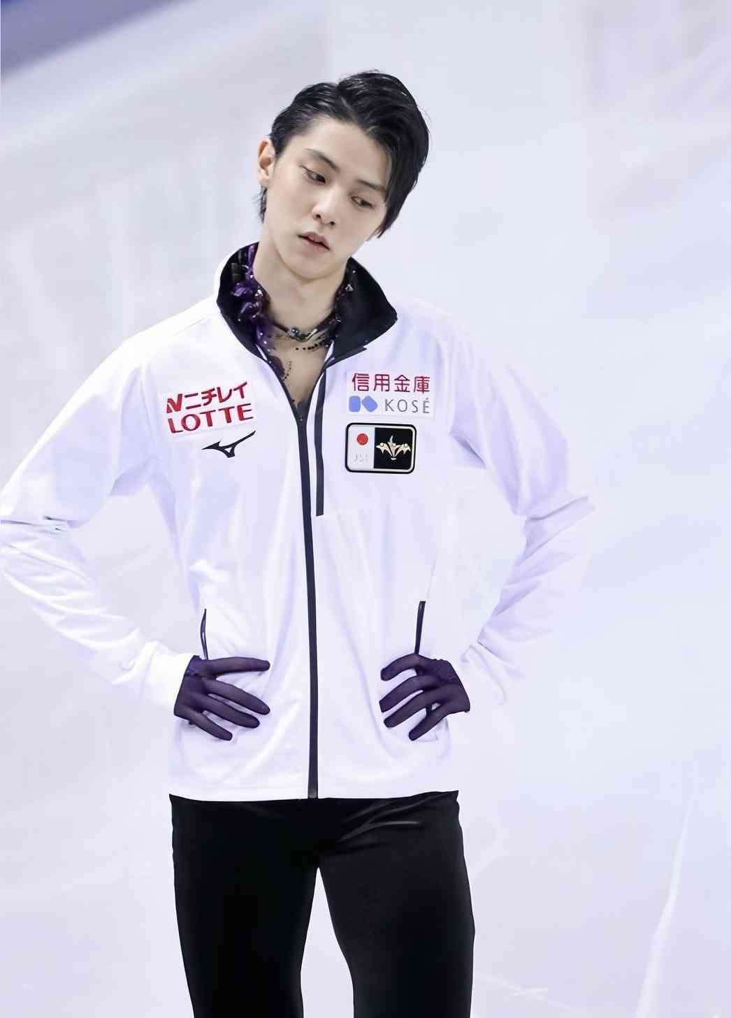 羽生結弦の1枚の写真が、アメリカの葛飾北斎展で飾られる。その理由がエモかった。