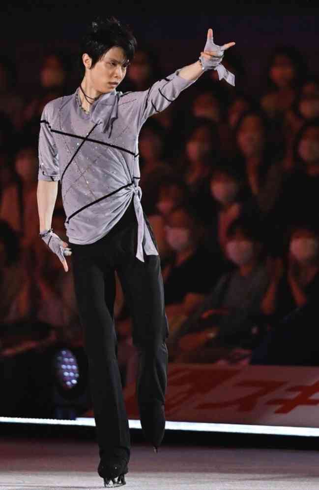 羽生結弦の1枚の写真が、アメリカの葛飾北斎展で飾られる。その理由がエモかった。