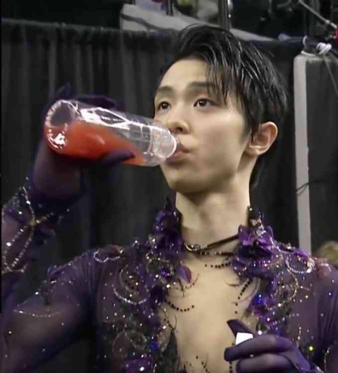 羽生結弦の1枚の写真が、アメリカの葛飾北斎展で飾られる。その理由がエモかった。
