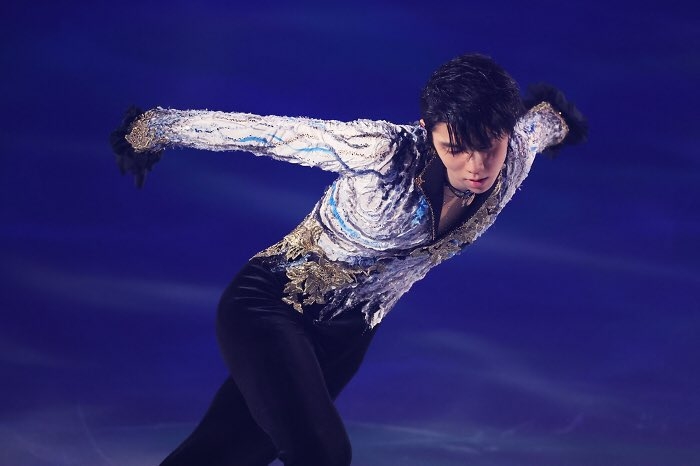 羽生結弦の1枚の写真が、アメリカの葛飾北斎展で飾られる。その理由がエモかった。