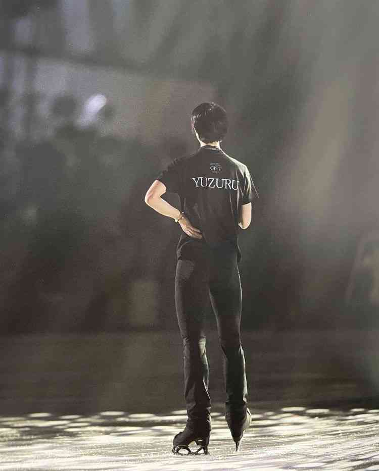 羽生結弦の1枚の写真が、アメリカの葛飾北斎展で飾られる。その理由がエモかった。