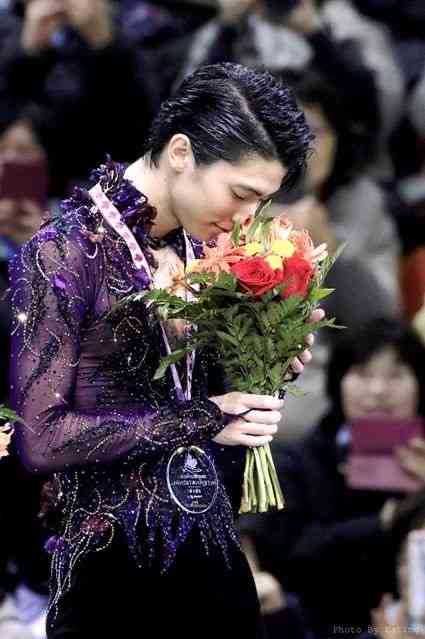 羽生結弦の1枚の写真が、アメリカの葛飾北斎展で飾られる。その理由がエモかった。