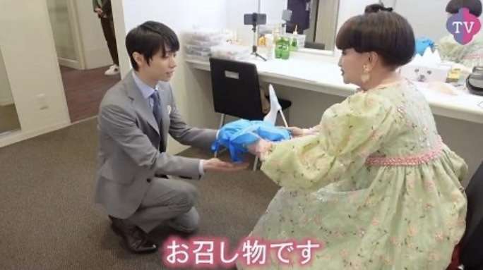 羽生結弦の1枚の写真が、アメリカの葛飾北斎展で飾られる。その理由がエモかった。
