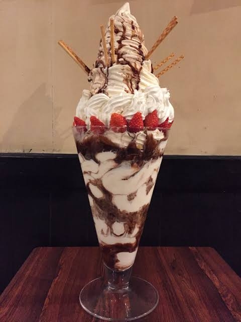 デカ盛りグルメ・スイーツの画像でワクワクするトピ