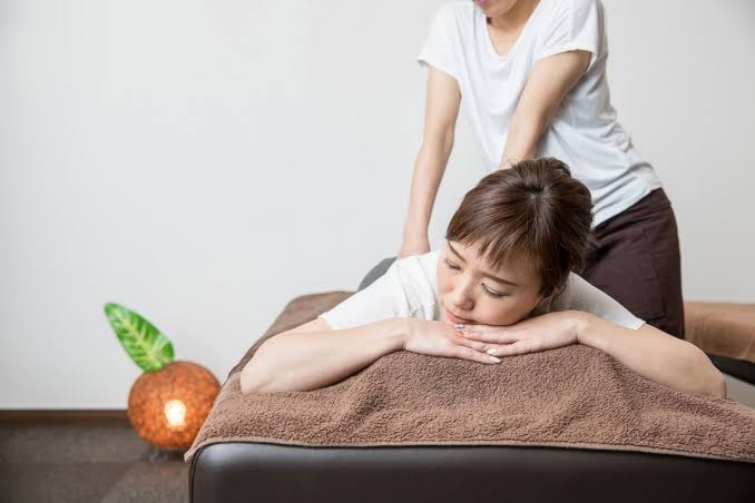勧誘がグイグイくる店について【エステ、整体】