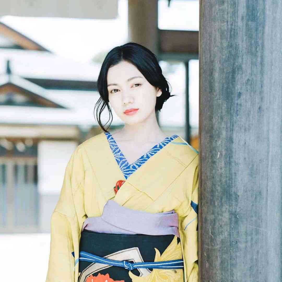 着物姿が美しい有名人
