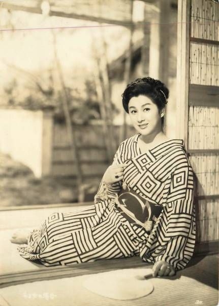 着物姿が美しい有名人