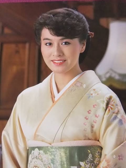 着物姿が美しい有名人