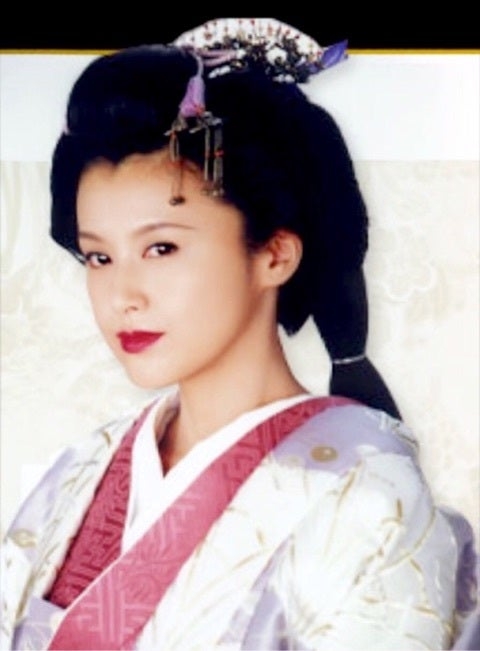 着物姿が美しい有名人