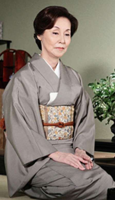 着物姿が美しい有名人