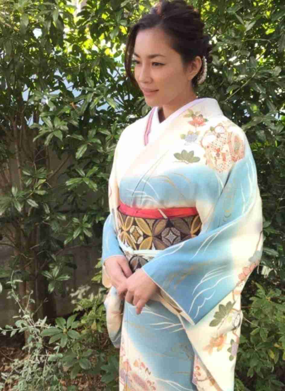着物姿が美しい有名人