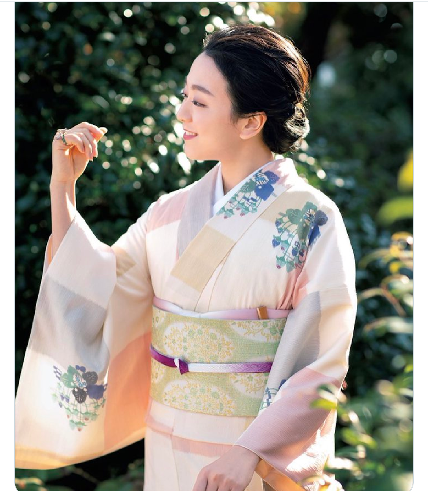 着物姿が美しい有名人