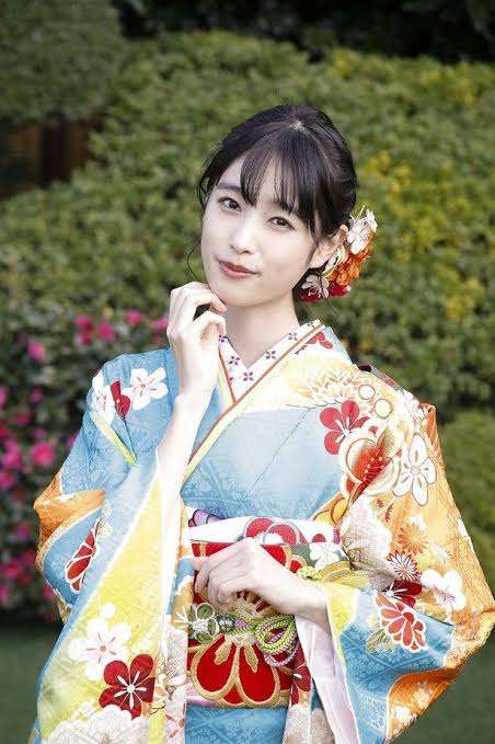 着物姿が美しい有名人