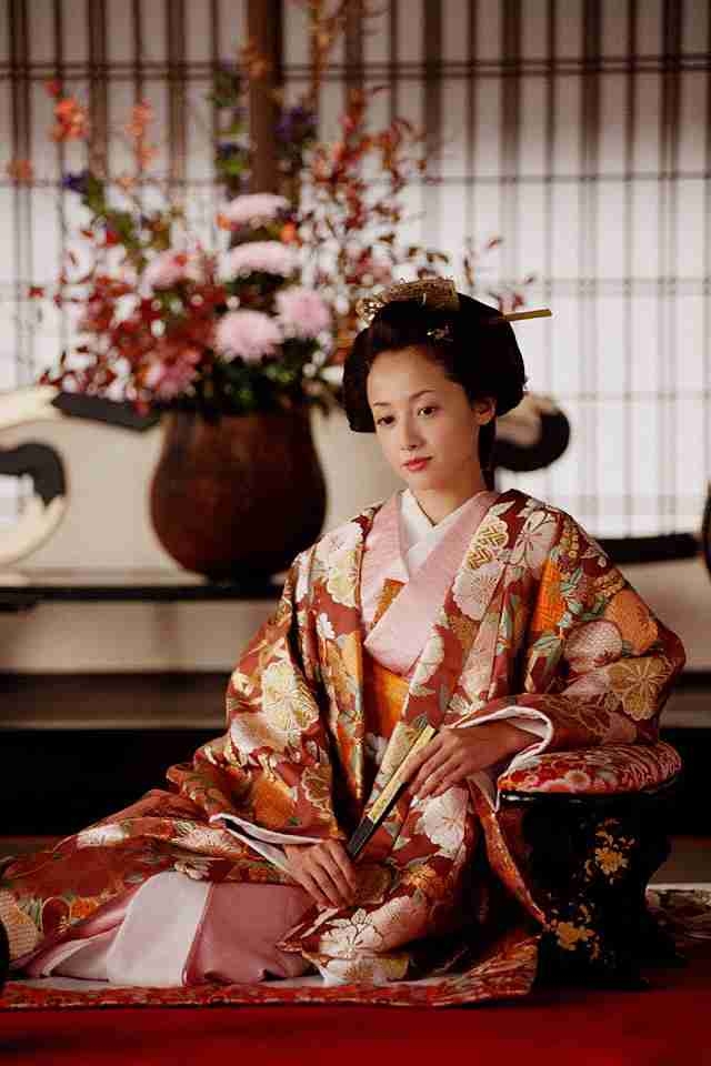 着物姿が美しい有名人
