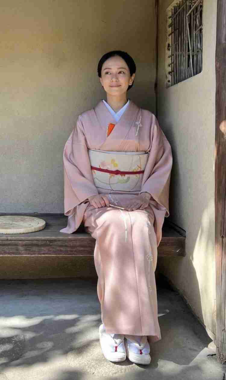 着物姿が美しい有名人
