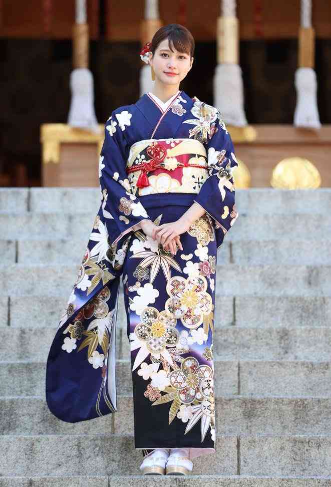 着物姿が美しい有名人