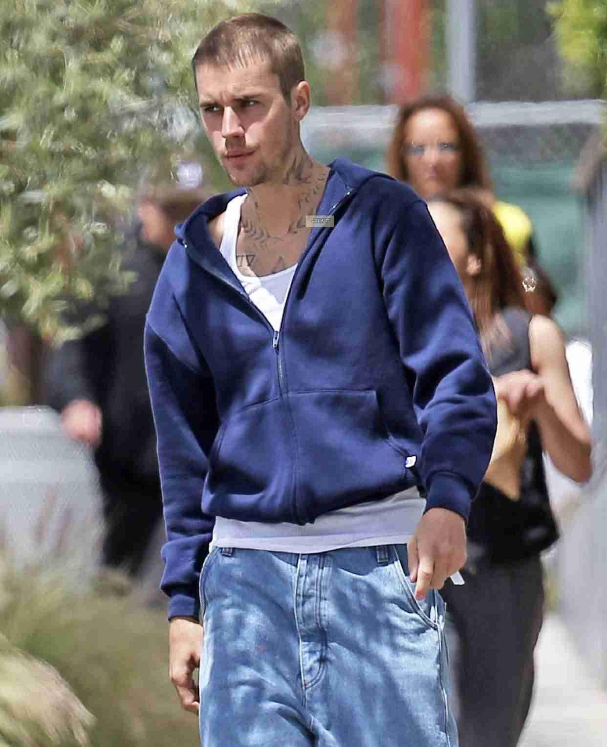 ジャスティン・ビーバーの妻、“心臓手術”成功に感謝