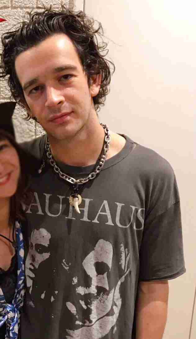 ジャスティン・ビーバーの妻、“心臓手術”成功に感謝