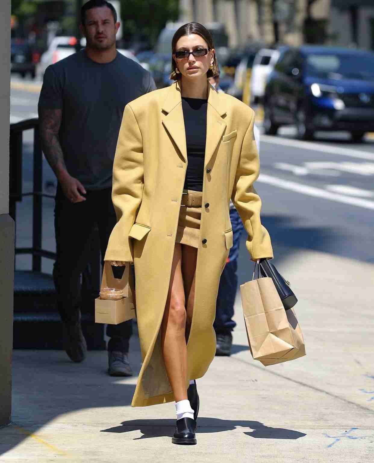 ジャスティン・ビーバーの妻、“心臓手術”成功に感謝