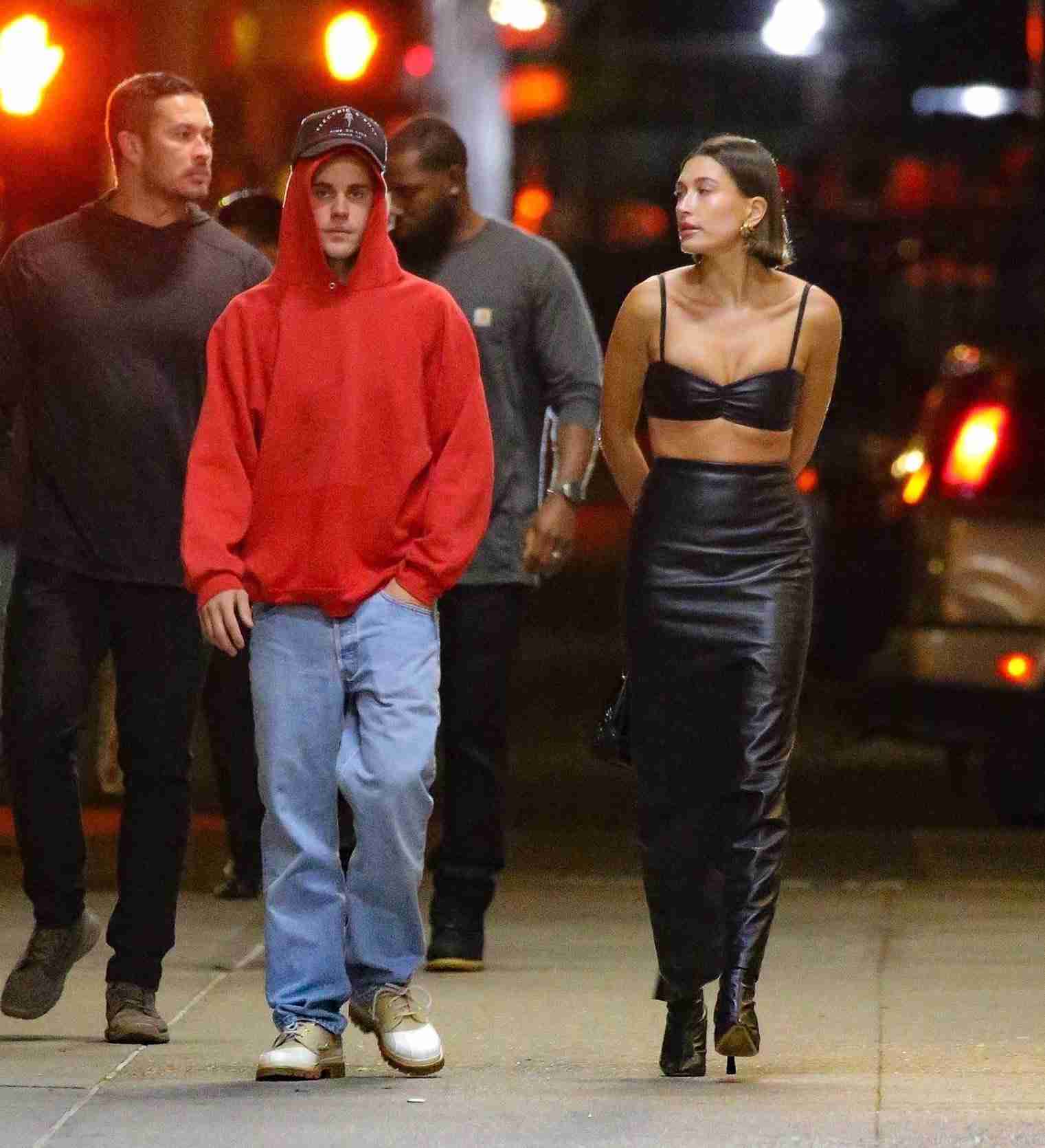 ジャスティン・ビーバーの妻、“心臓手術”成功に感謝