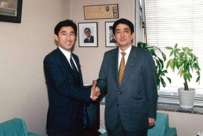 「公邸で忘年会」の岸田翔太郎秘書官、心が折れて自ら「もう辞める！」母も“悪ノリ撮影”かばい切れず