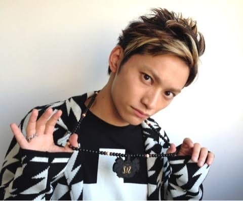SKY-HI、全国模試1位・小学生で自己啓発本にハマる…秀才ぶりに苦悩も 両親の独特な教育方針も明かす
