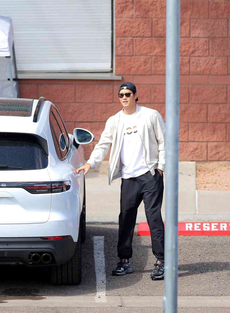 “大谷翔平と結婚したい女性たち”に元アスリート妻が警告、夢打ち砕く結婚生活の実態「腕枕は絶対にしない」「子を授からなければ糾弾される」