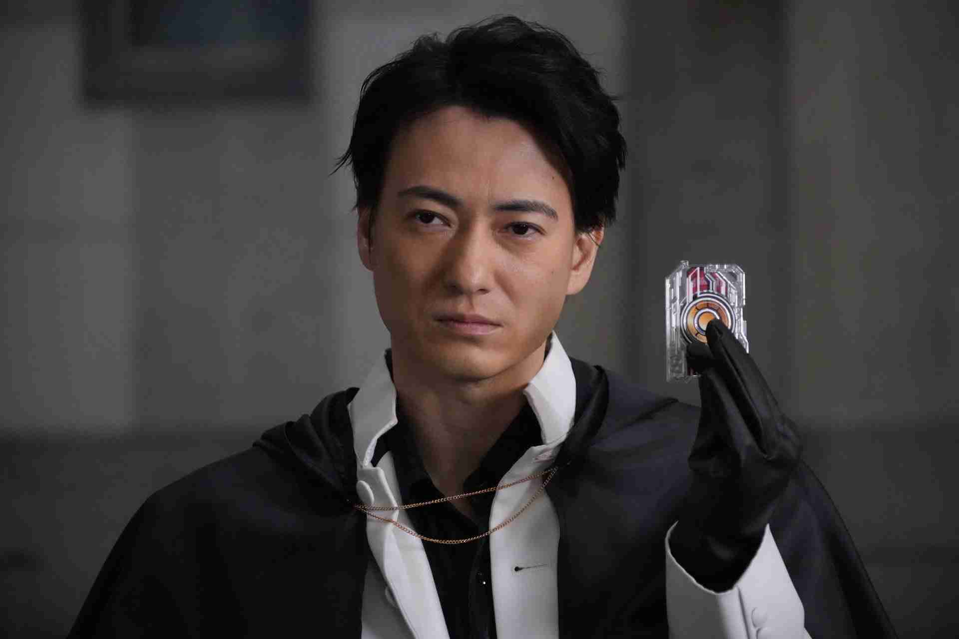 最初いい人役で出てても本当は黒幕なのでは？と最後まで疑いながら見てしまう俳優