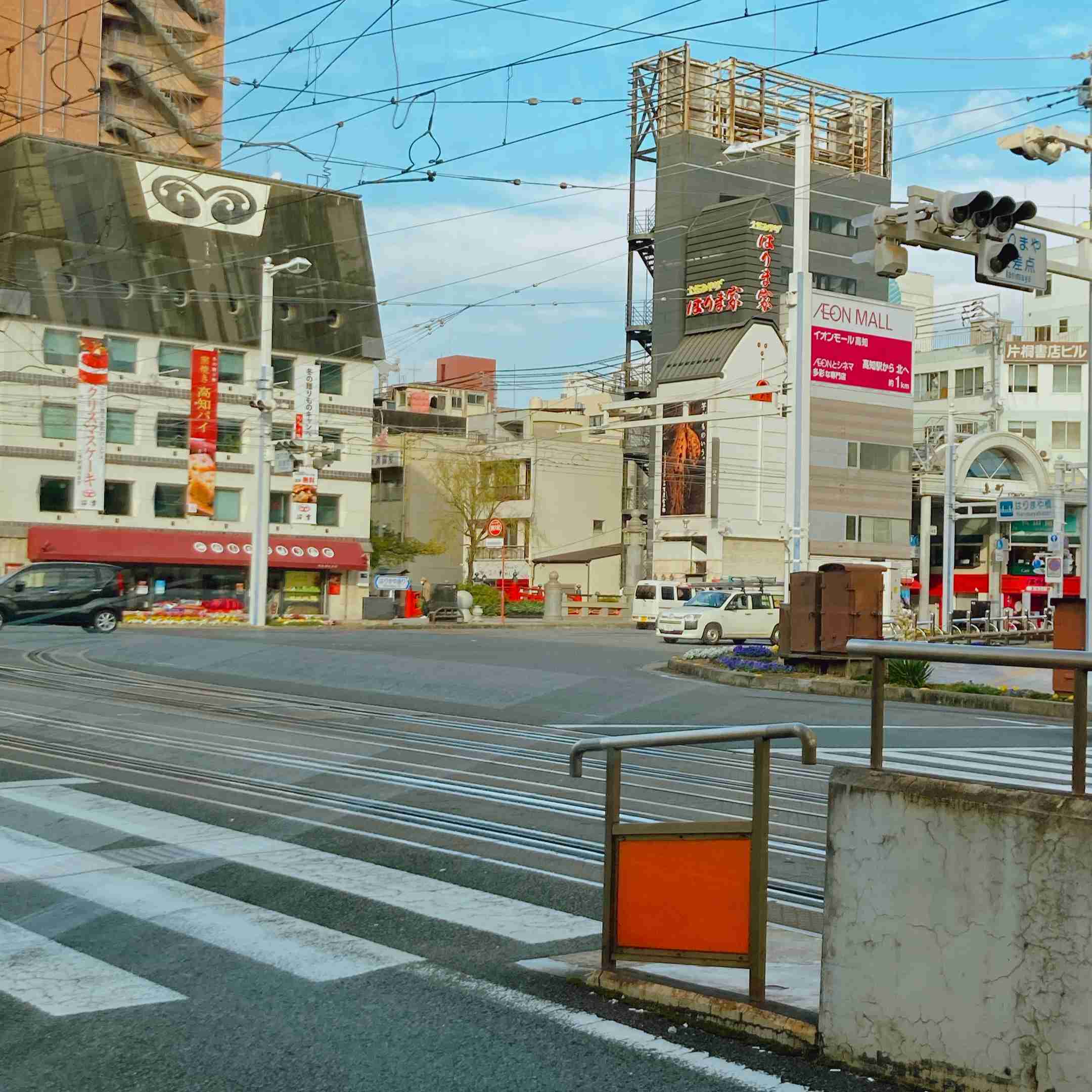 土佐市の移住者カフェ〝強制退去〟騒動で新展開　市役所が告発者に法的措置検討