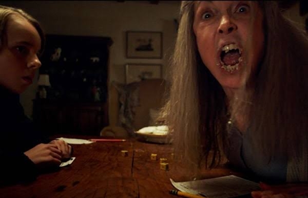 映画監督の名前を書くと、誰かが一番好きな作品を教えてくれるトピ