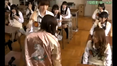 板野友美と篠田麻里子、AKB48時代からの“キャラかぶり”不仲 あらわになったママタレとしての“格差”