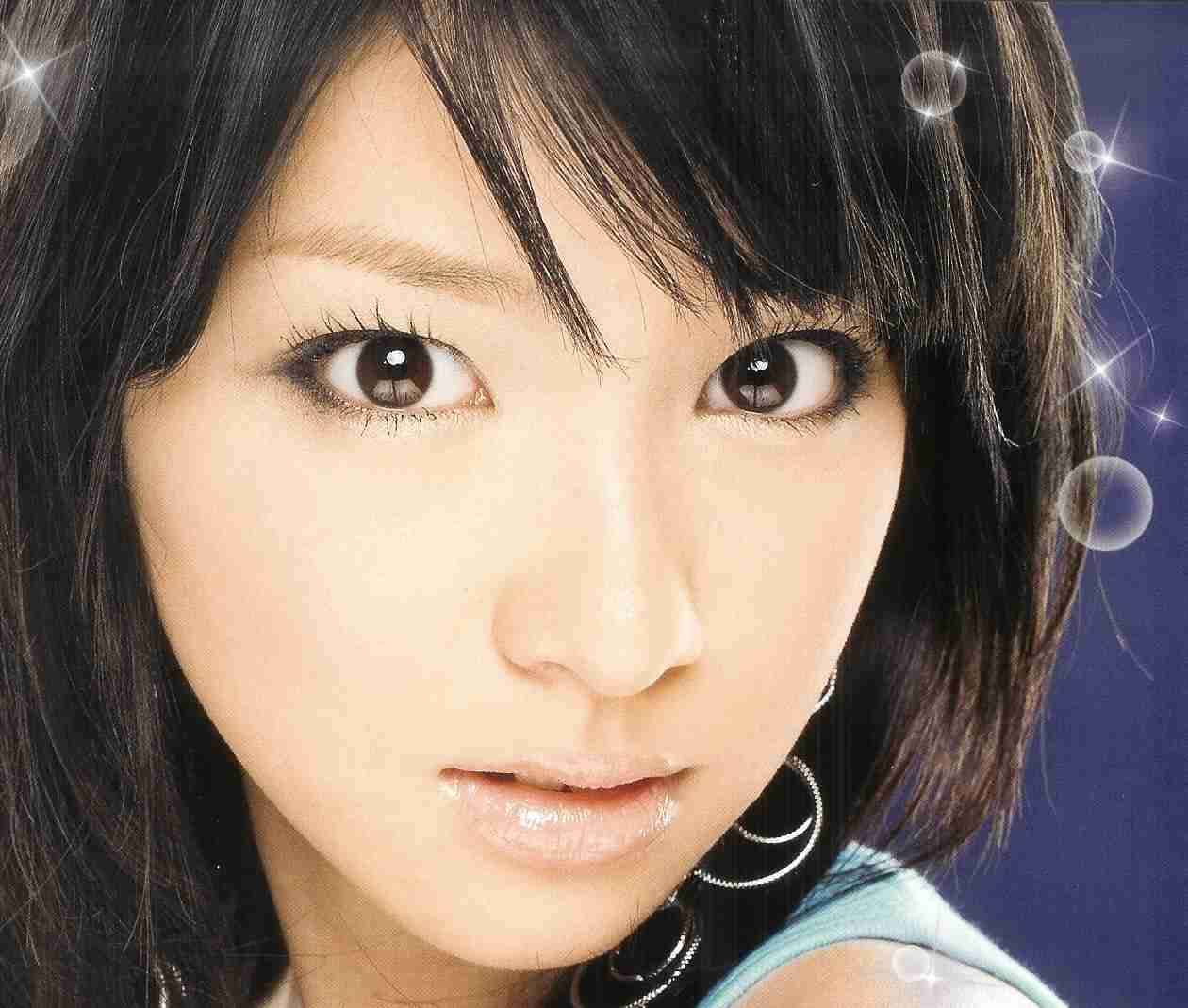 懐かしいメイクやファッション