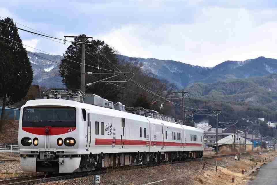 自分にとっては自慢したい事なんだけど、他の人からみたら自慢どころか「へーそうなんだ」で終わってしまうことをあえて自慢するトピ