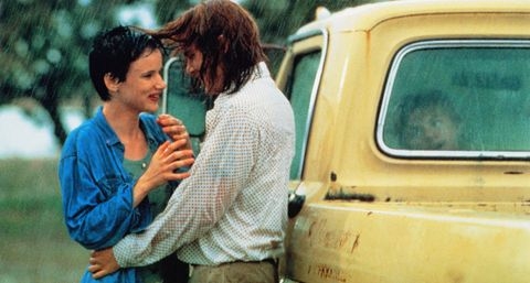 ドラマや映画で記憶に残ってる雨のシーン