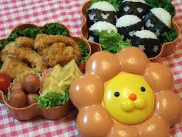 ミスタードーナツって袋ではなく箱で持ち帰ると道中こうなるよね、という話に共感「あの箱は特別感ある」