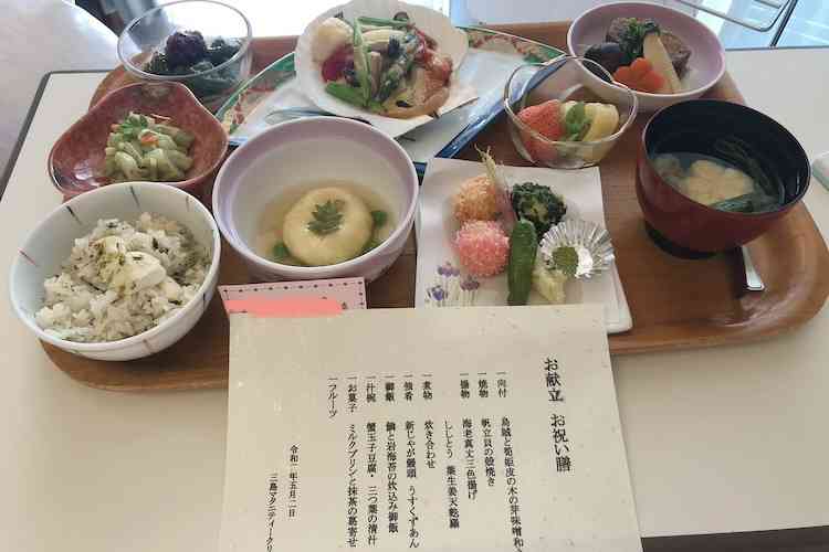母子同室が議論、ボロボロの体で新生児の世話「つらい、限界」 産院頼ることは「母親失格ではない」