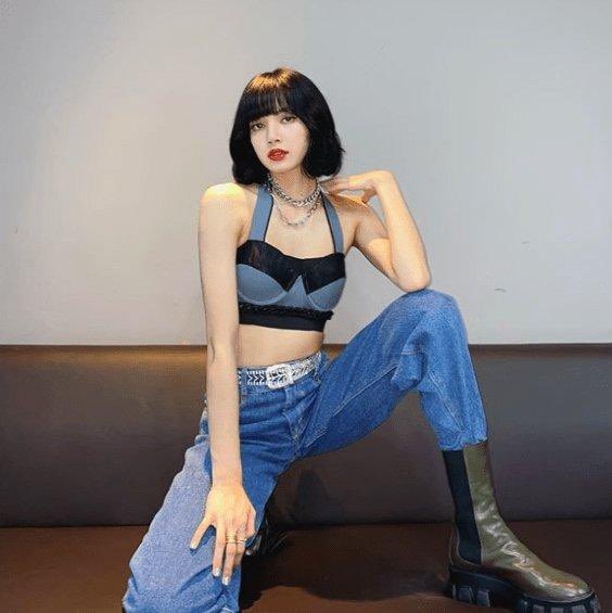 久々に都心に出たら下半身が際どすぎる服を見かけたけど流行ってる？→マジで流行ってるらしい