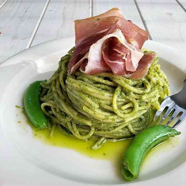 パスタ 何系を注文しがちですか?