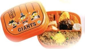 ほぼゴミのような寄付品、他所から来る転売ヤー……。伝統の