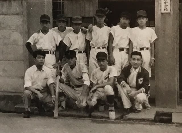 男子中学生に裸写真を送らせる　少年野球の元コーチ(23)逮捕　SNSで少女装い教え子に…同チームから他にも被害相談