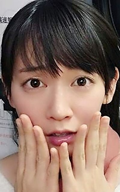 胸の谷間を見せる女性どう思いますか?Part3