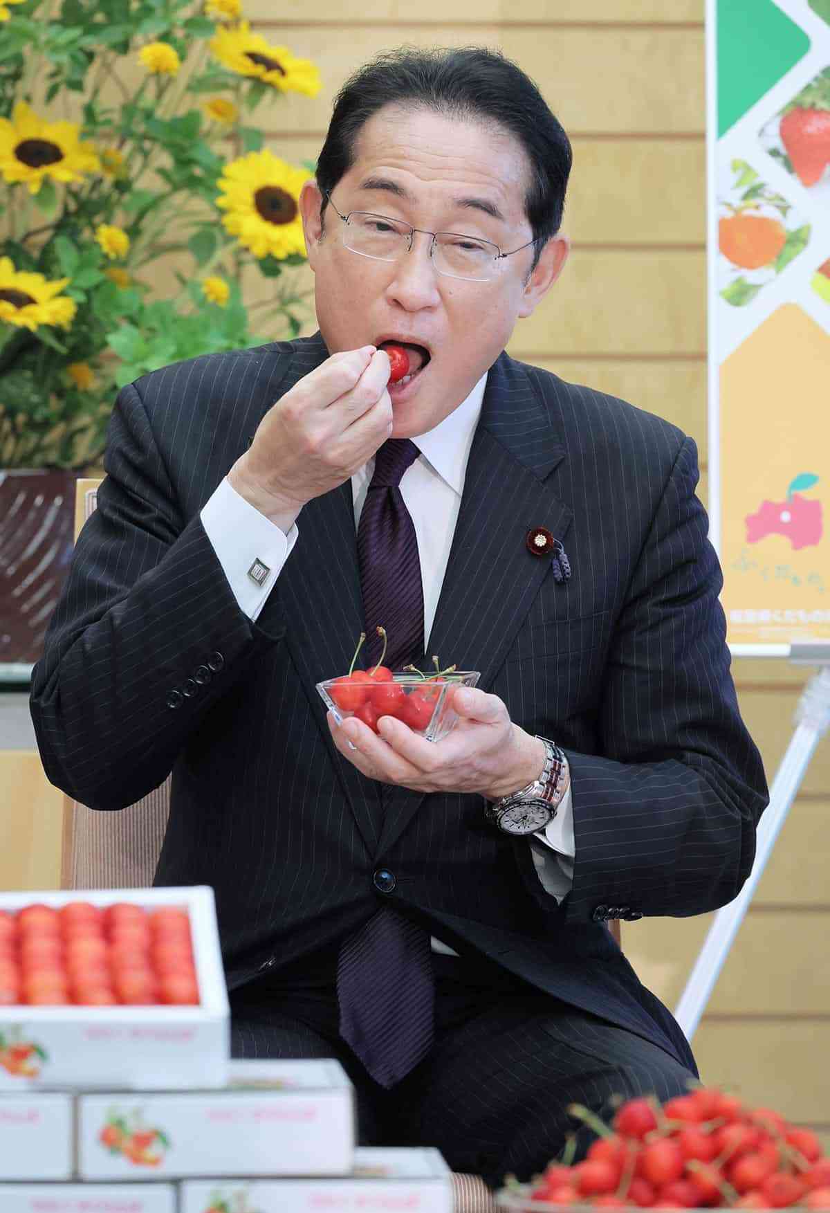 岸田首相「しっかり議論して時給1000円に！」…SNSにあふれる嘆き「国会議員も時給1000円で働けよ」
