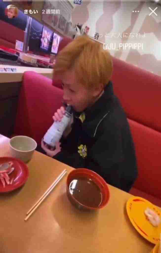 運転手「バスの中は飲食禁止ですよ」小学生に注意した直後の“神対応”に「こういう大人になりたい」絶賛の声