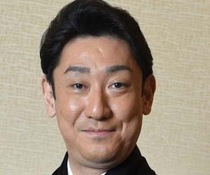 市川猿之助容疑者 供述も新たな疑問 要介護状態の父に2種類の薬品どう飲ませたのか…